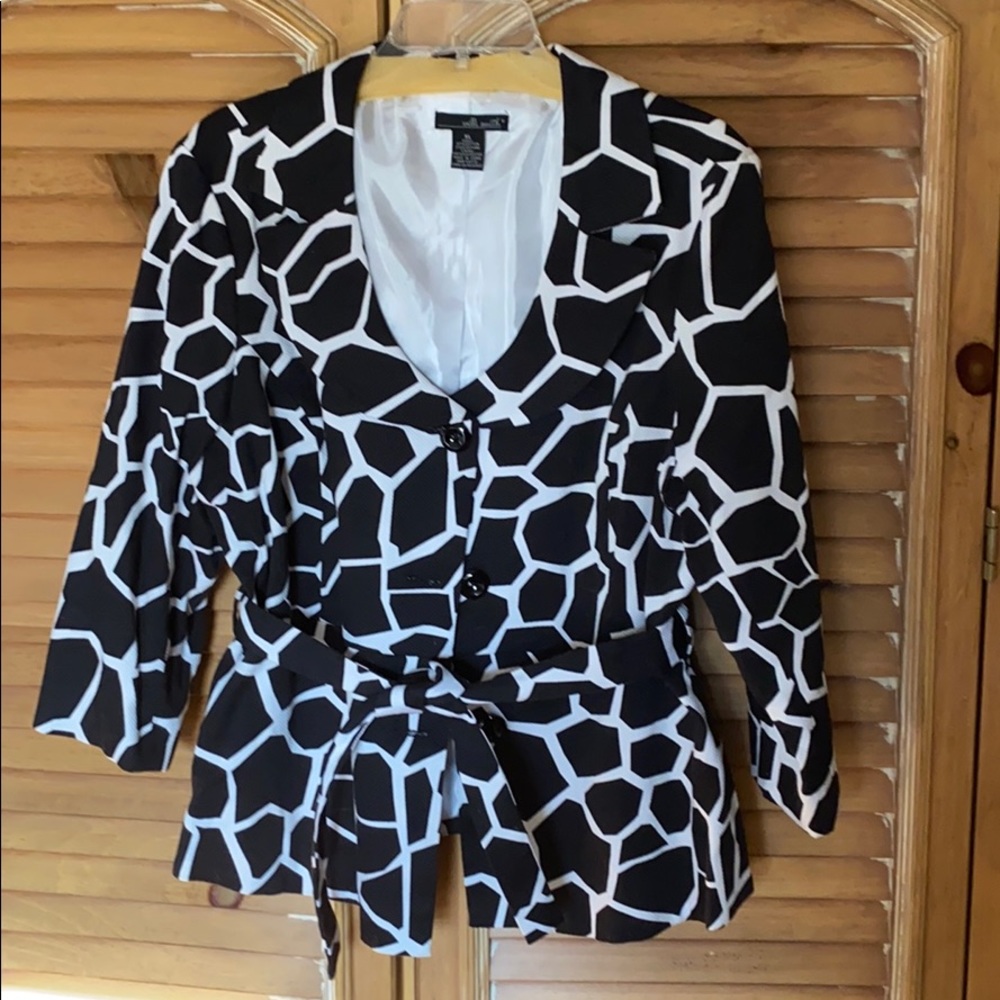 Willi Smith Giraffe jacket w/ shawl collar & belt